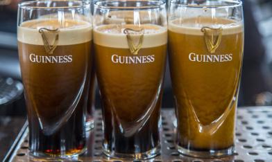 Hoe schenk je Guinness op een goede | biernet.nl